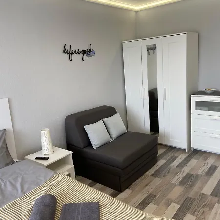 Csillag Apartman *